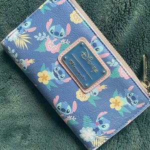 Loungefly Stitch Wallet